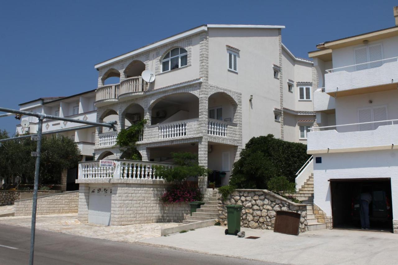 Apartments By The Sea Stara Novalja, Pag - 6469 Экстерьер фото