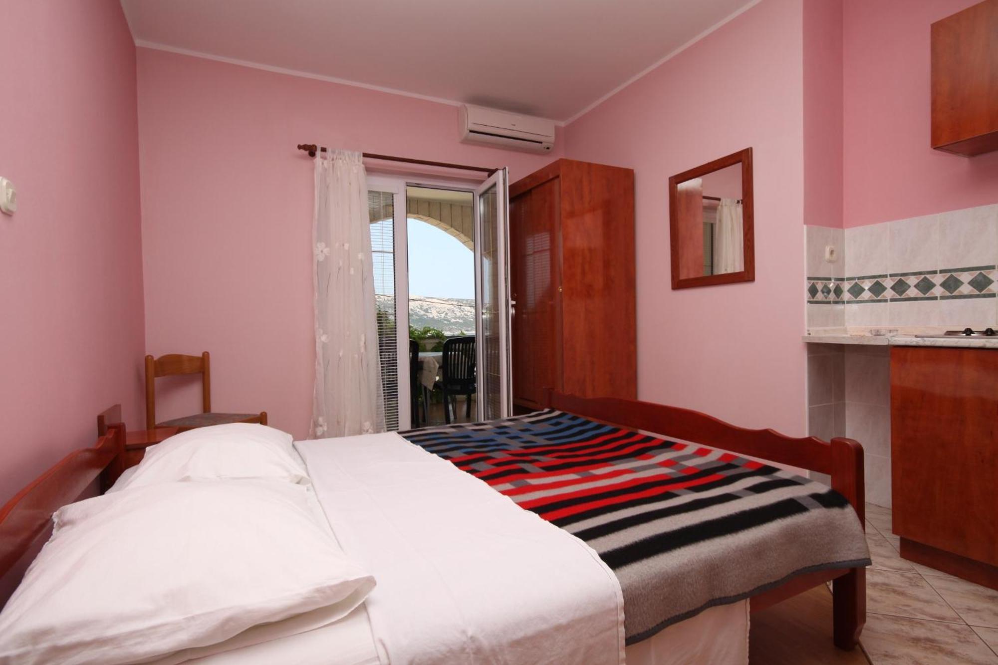 Apartments By The Sea Stara Novalja, Pag - 6469 Номер фото